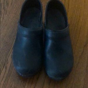 dansko clogs